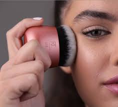 Real Techniques Foundation Kabuki Makeup Blender