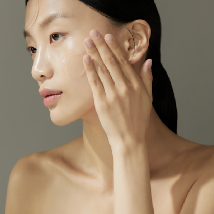 Jumiso Snail Mucin 95% + Peptide Essence