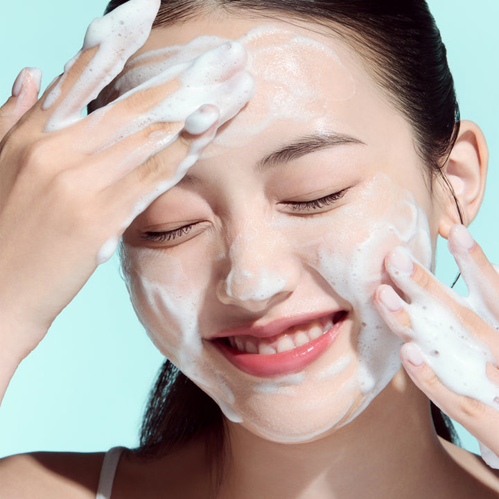 Anua PDRN Hyaluronic Acid Moisturizing Cleansing Foam 150ml